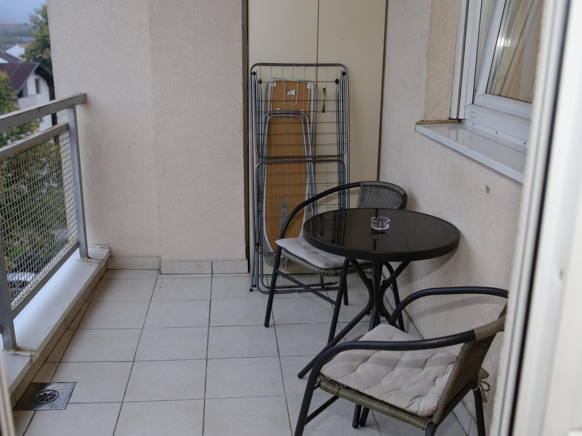 Iva Lux Stan Na Dan Apartment Banja Luka Exterior foto